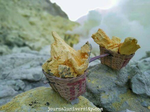 Obyek Wisata Kawah Ijen Bondowoso Ada Fenomena Unik Bluefire Terbaik Nomer 1 Di Dunia